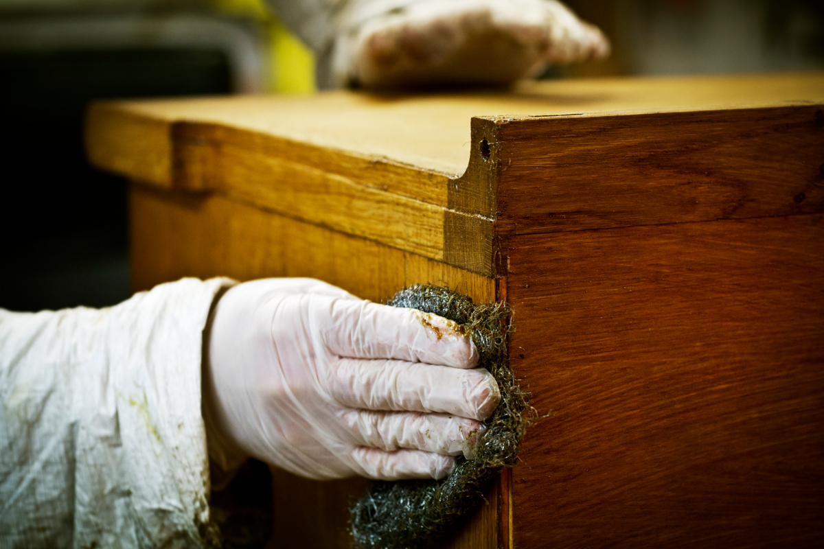 techniques pour decaper meuble